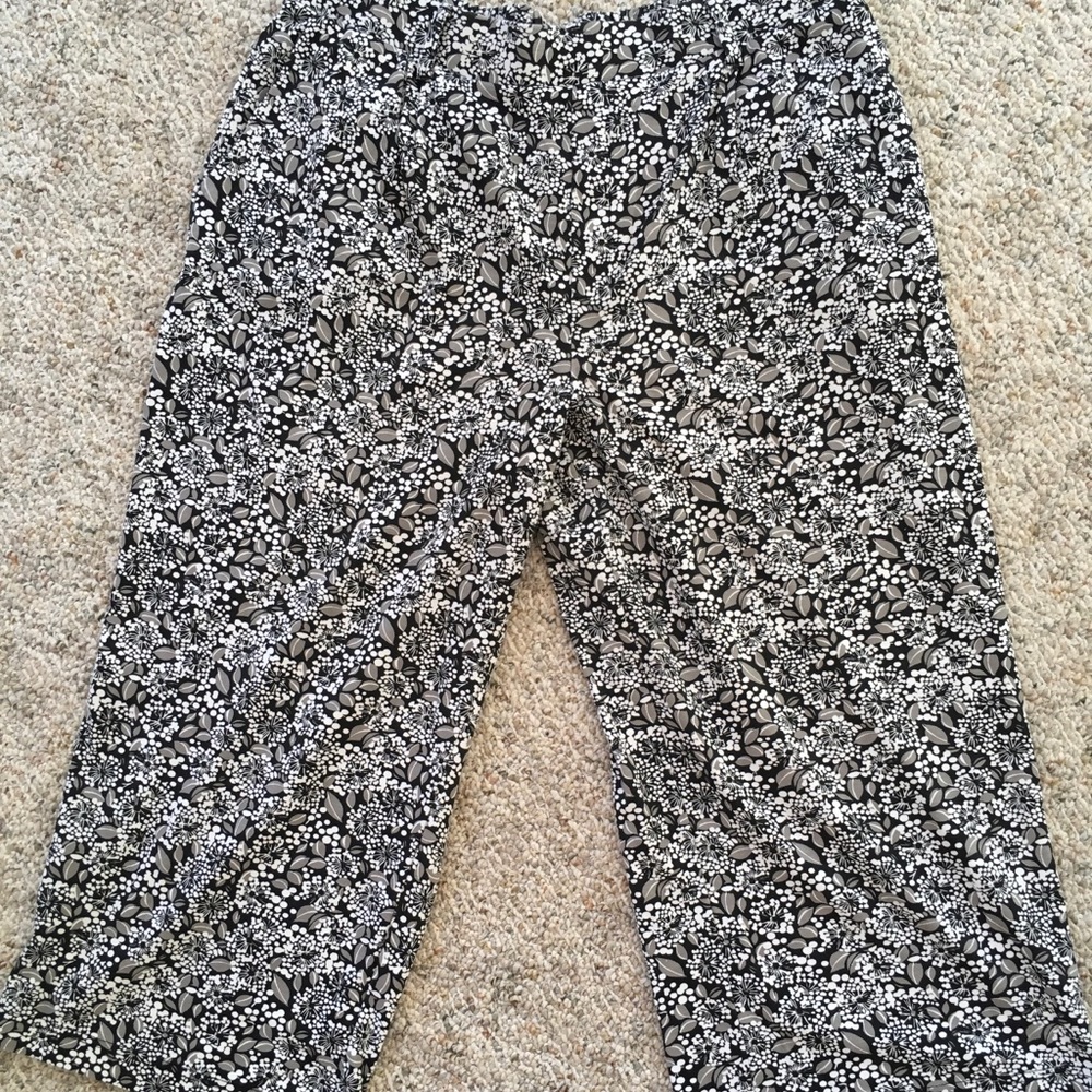 Land’s End High Rise Sport Knit Cropped Pants